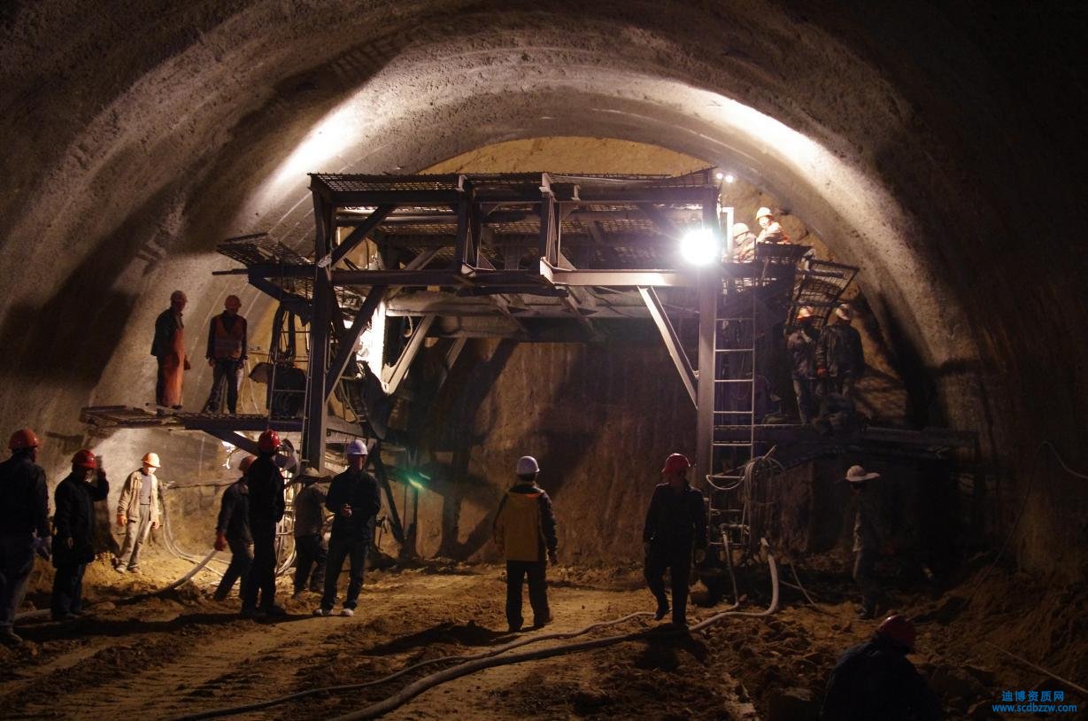 隧道工程專業(yè)承包資質(zhì)各等級(jí)對(duì)人員的要求？