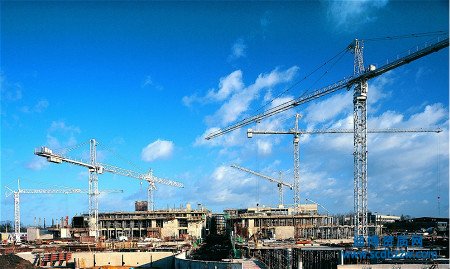 建筑施工總承包和專業(yè)承包資質(zhì)的區(qū)別?