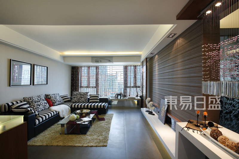 120㎡兩居現代簡約風格裝修案例