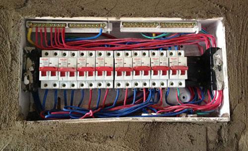 家庭裝修中更換一套強電箱需要多少錢？