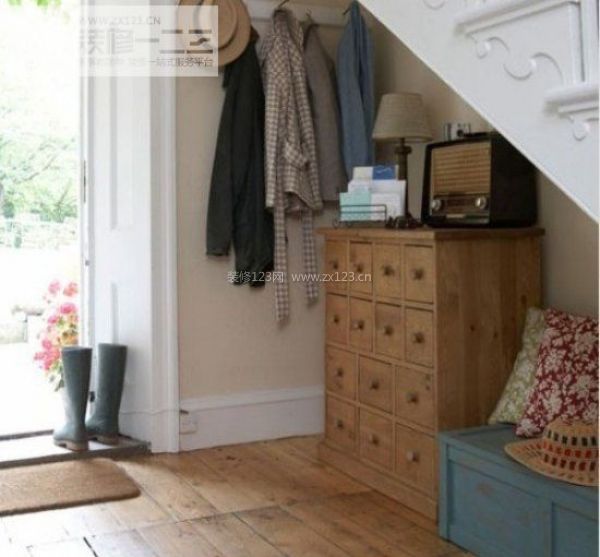 家居美化第一關(guān) 小戶型玄關(guān)設(shè)計(jì)巧思