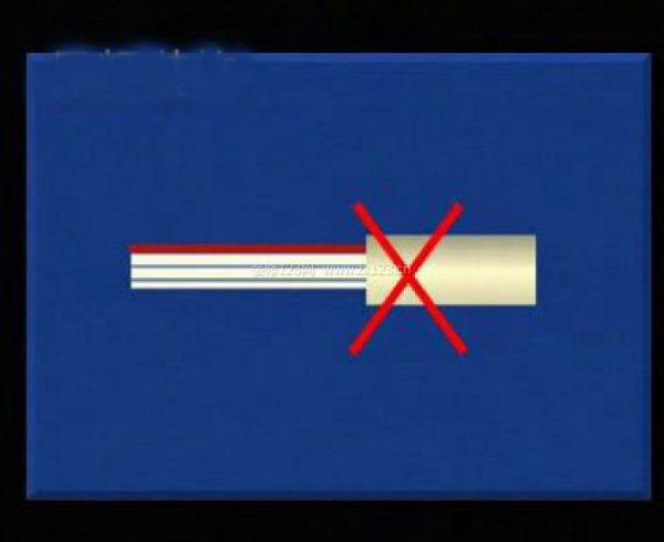 強弱電更不能同穿一根管內