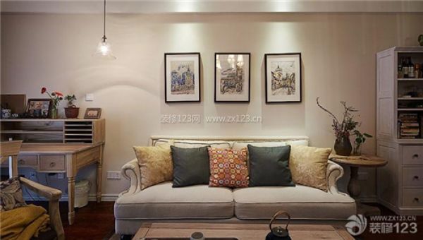 客廳沙發背景墻