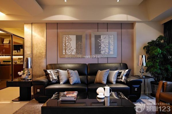 裝飾畫選購(gòu)技巧1、風(fēng)格定位很重要