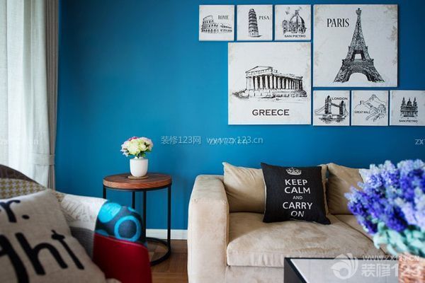 裝飾畫選購(gòu)技巧2、釋放墻壁空間感