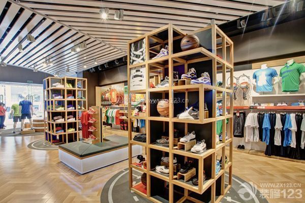 個(gè)性服裝店裝修4：運(yùn)動(dòng)與時(shí)尚的結(jié)合