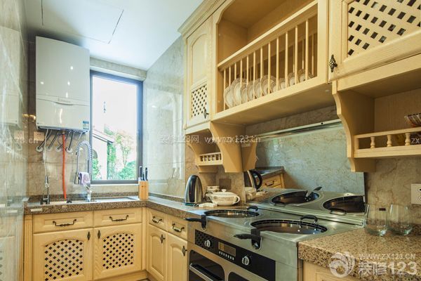 家居廚房裝修誤區(qū)4：五金配件不舍得花錢(qián)